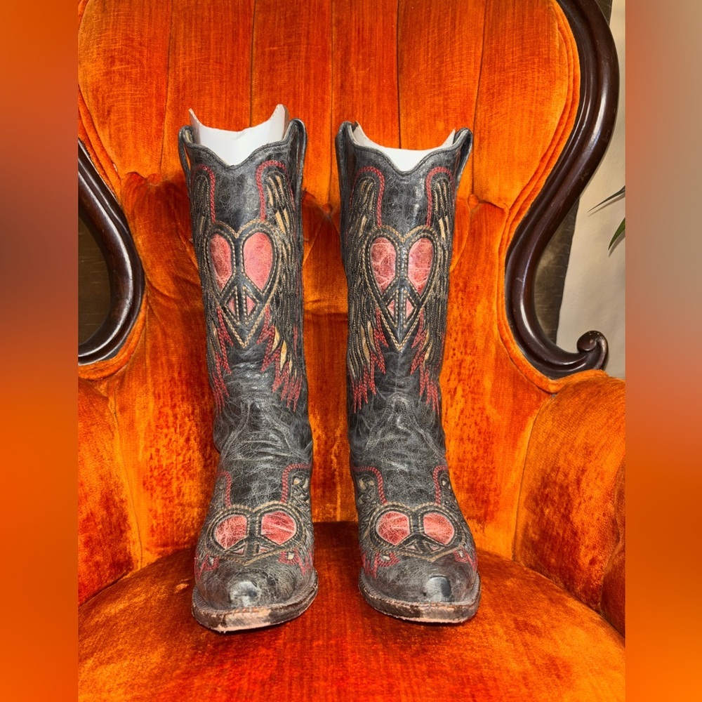 Rare Women's Corral Black Saddle Winged Heart Cowboy Boot 7.5​ - Picture 3 of 9
